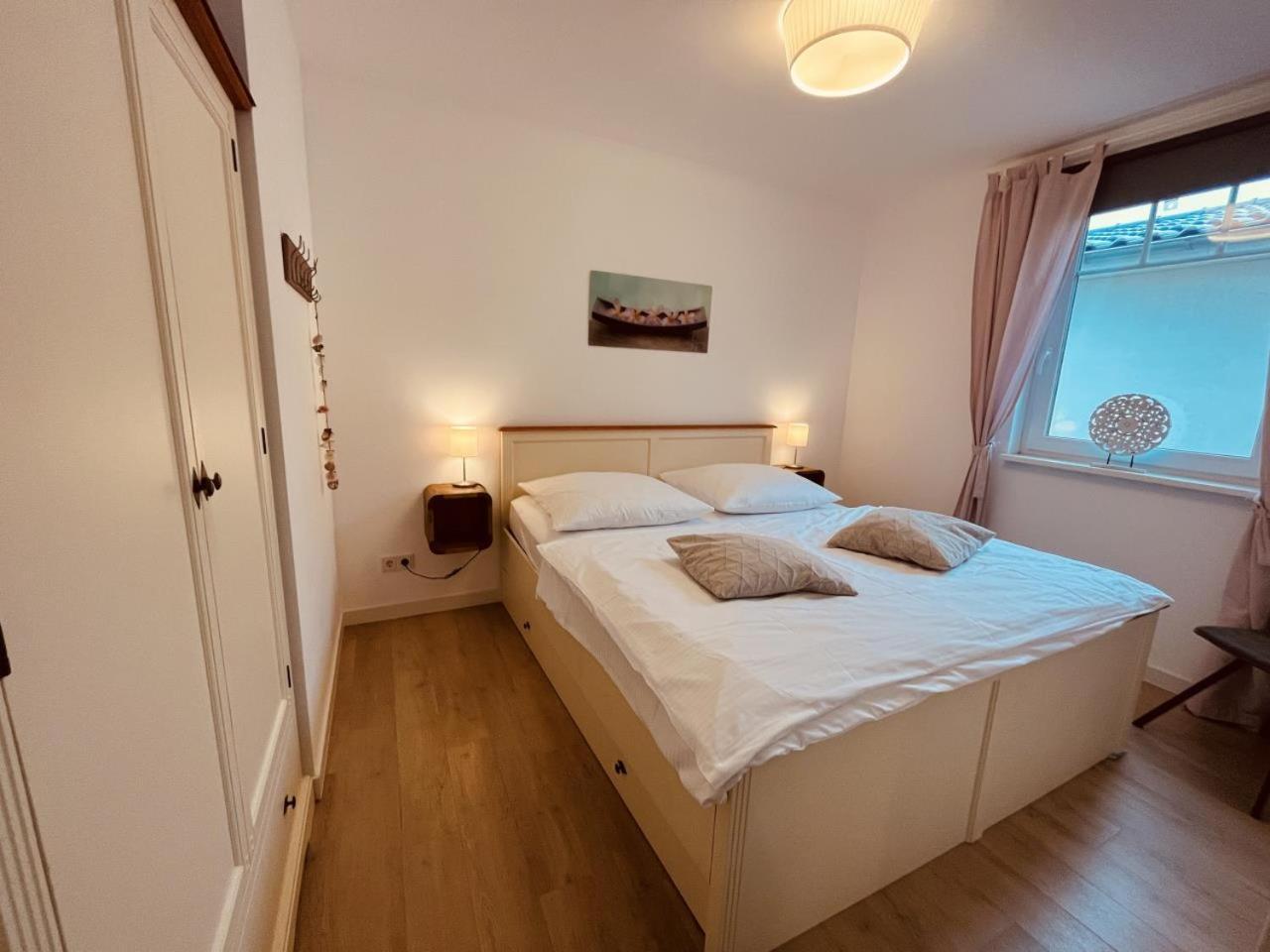 Ferienwohnung Asia In Born Exteriér fotografie